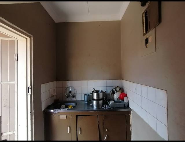 3 BEDROOM FREESTANDING SOLD IN STILFONTEIN EXT 1